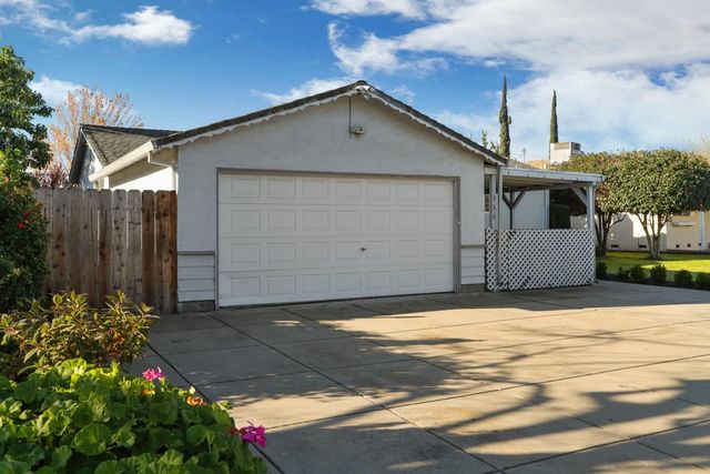 334 Alturas Ave, Stockton, CA 95207