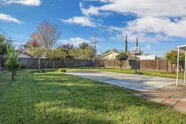 334 Alturas Ave, Stockton, CA 95207