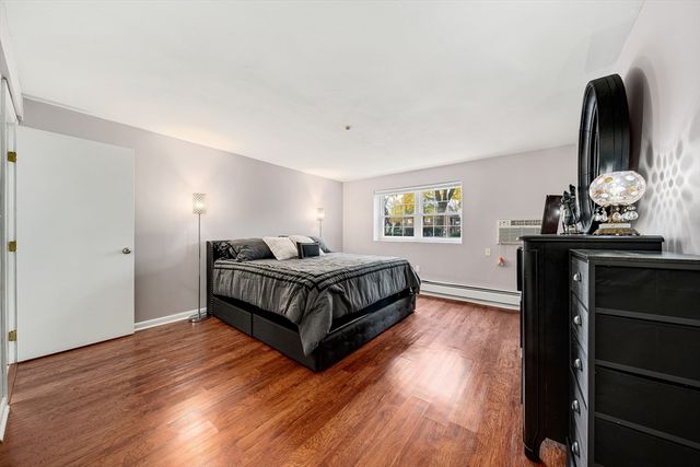 75 Edgelawn Ave 1, North Andover, MA 01845