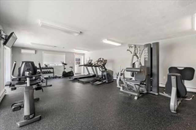 75 Edgelawn Ave 1, North Andover, MA 01845