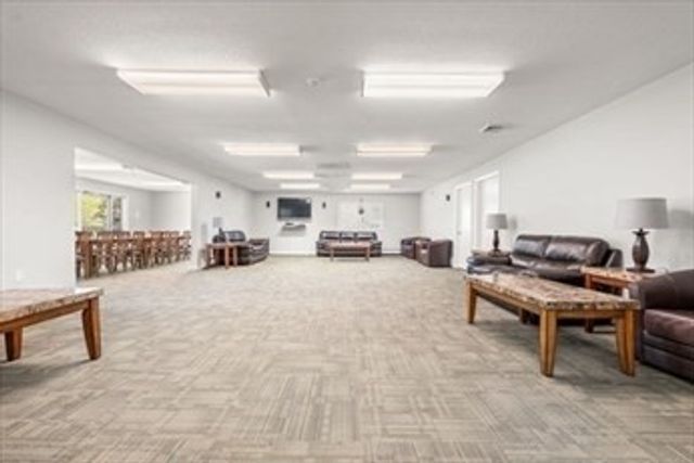 75 Edgelawn Ave 1, North Andover, MA 01845