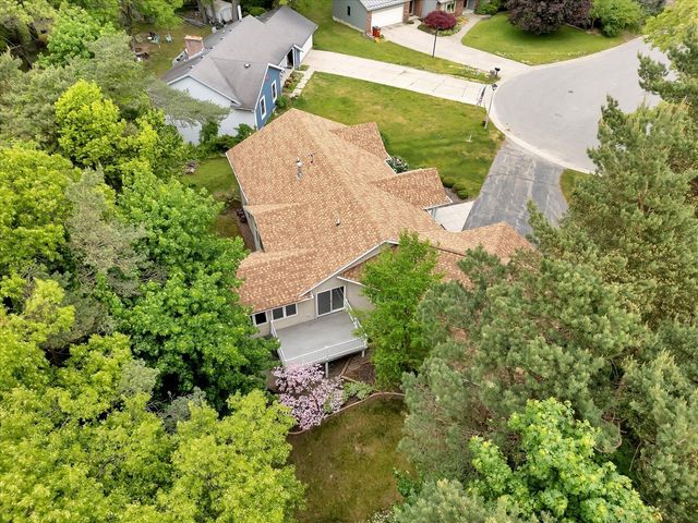 2510 Thoreau Court, Grand Rapids, MI 49525
