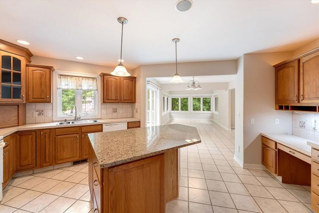 2510 Thoreau Court, Grand Rapids, MI 49525