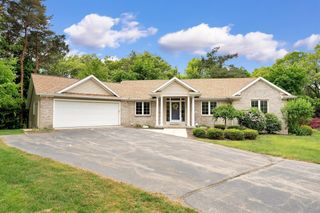 2510 Thoreau Court, Grand Rapids, MI 49525