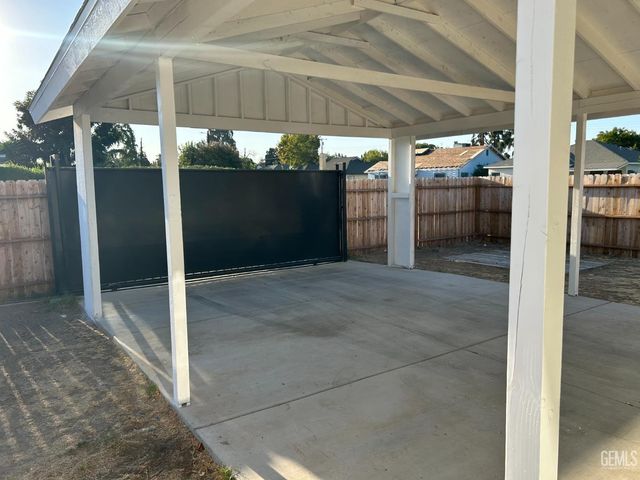 801 S Oleander, Bakersfield, CA 93304