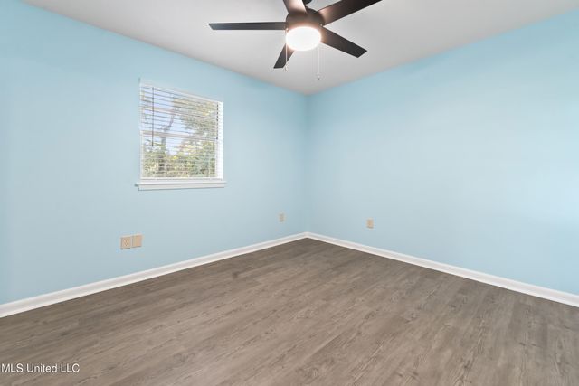 2325 W Park Drive, Gautier, MS 39553