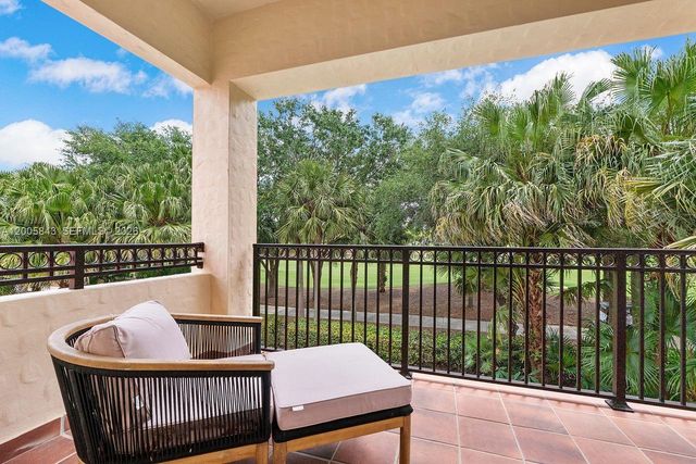 7080 Long Leaf Dr, Parkland, FL 33076
