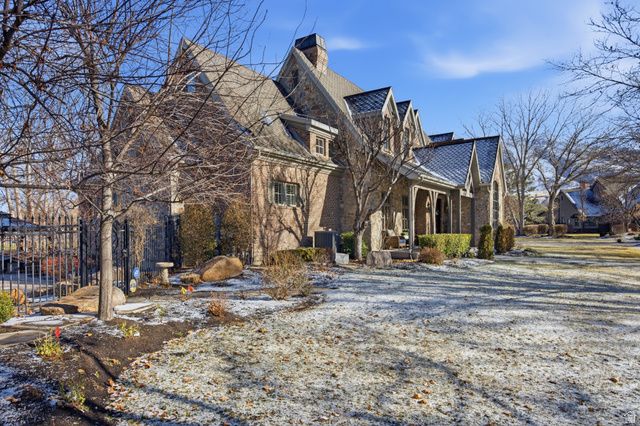 963 E OLD ENGLISH RD, Draper, UT 84020