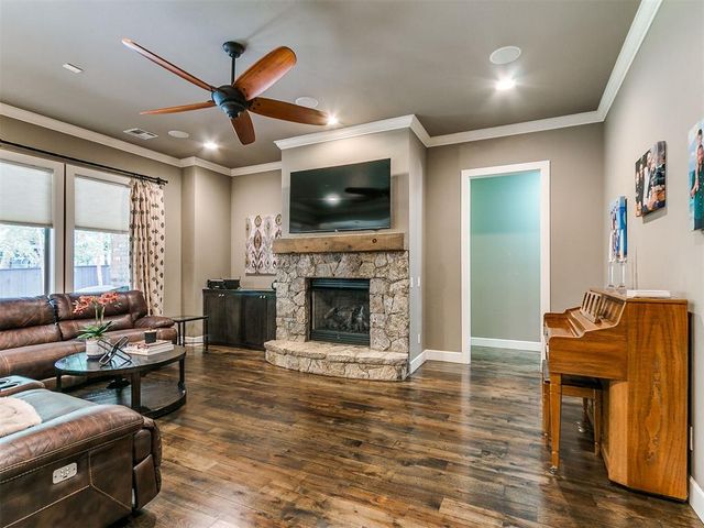 1108 Iron Bridge Court, Edmond, OK 73034