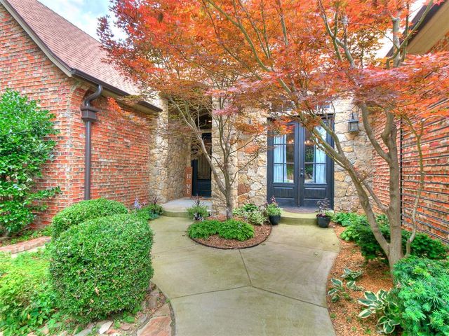 1108 Iron Bridge Court, Edmond, OK 73034