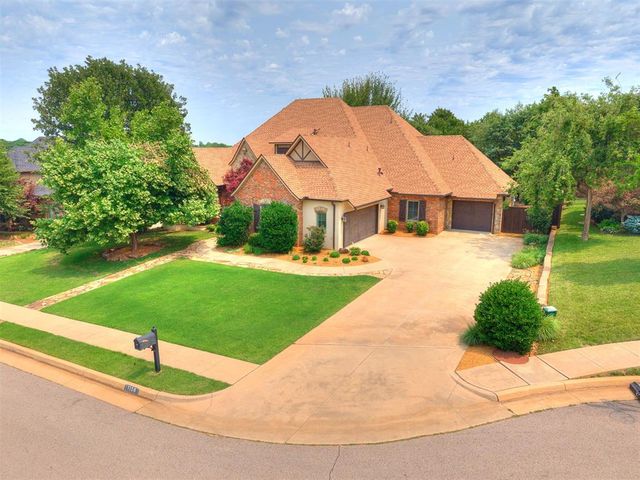 1108 Iron Bridge Court, Edmond, OK 73034