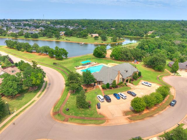 1108 Iron Bridge Court, Edmond, OK 73034