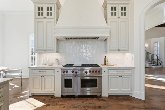 10 Colonel Winstead Dr, Brentwood, TN 37027