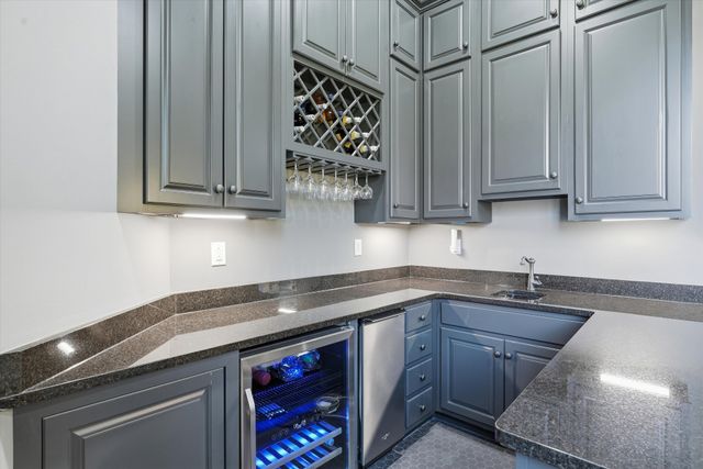 10 Colonel Winstead Dr, Brentwood, TN 37027