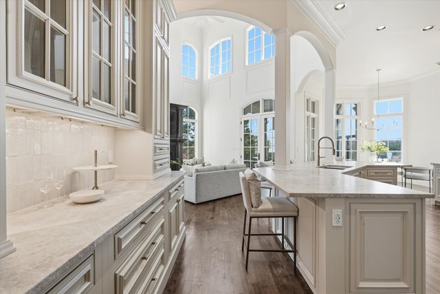 10 Colonel Winstead Dr, Brentwood, TN 37027