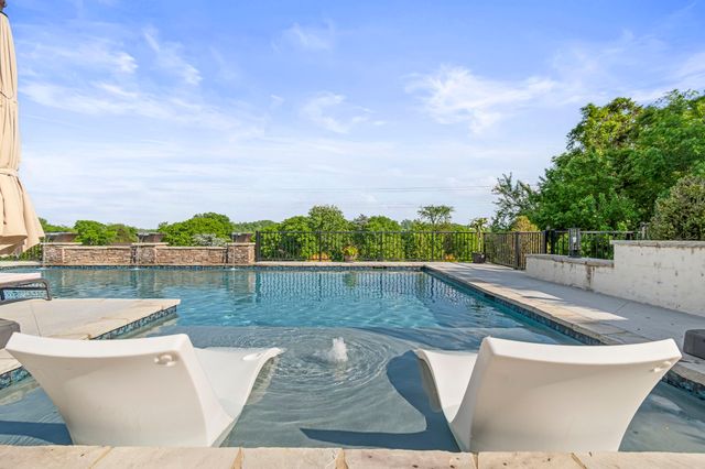 10 Colonel Winstead Dr, Brentwood, TN 37027