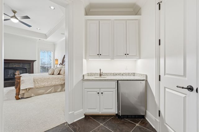 10 Colonel Winstead Dr, Brentwood, TN 37027