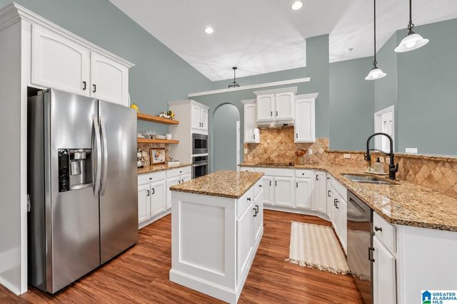 1041 BELVEDERE COVE, Birmingham, AL 35242