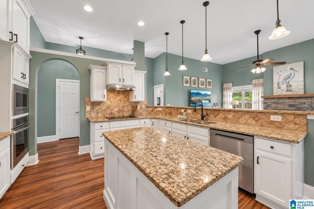 1041 BELVEDERE COVE, Birmingham, AL 35242