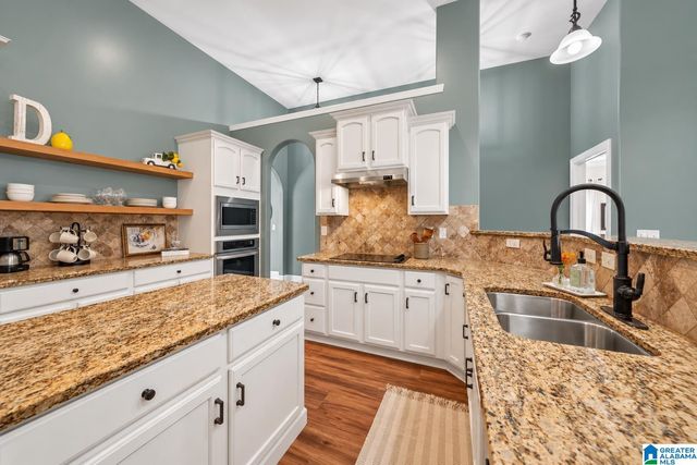 1041 BELVEDERE COVE, Birmingham, AL 35242