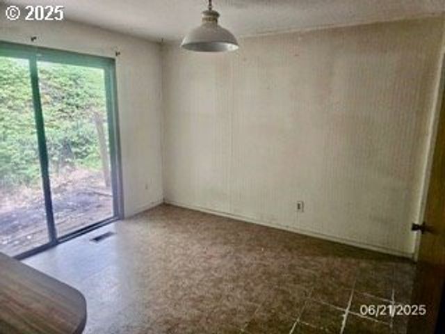266 WOODRUFF MOUNTAIN Rd, Roseburg, OR 97471