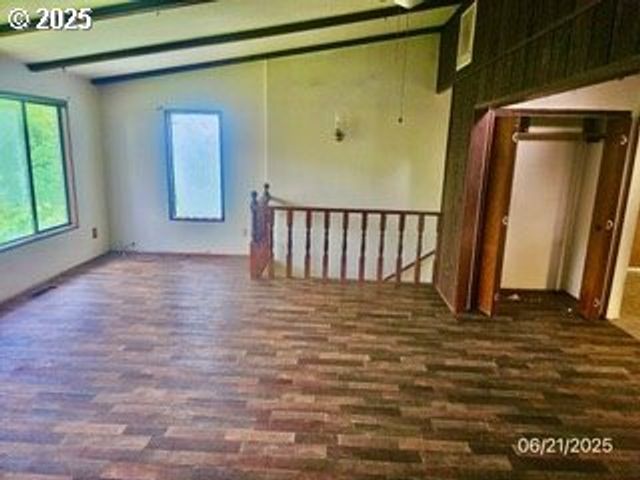 266 WOODRUFF MOUNTAIN Rd, Roseburg, OR 97471