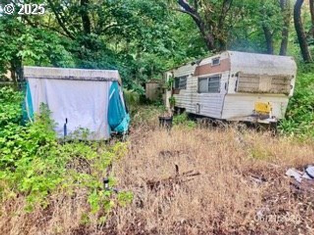 266 WOODRUFF MOUNTAIN Rd, Roseburg, OR 97471