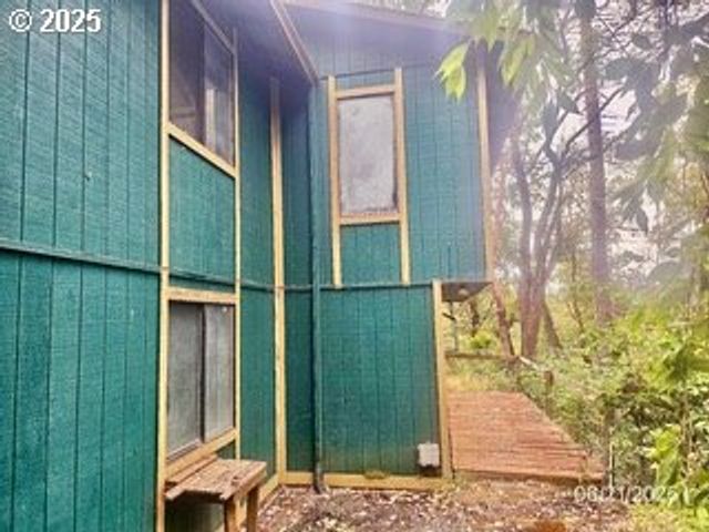 266 WOODRUFF MOUNTAIN Rd, Roseburg, OR 97471