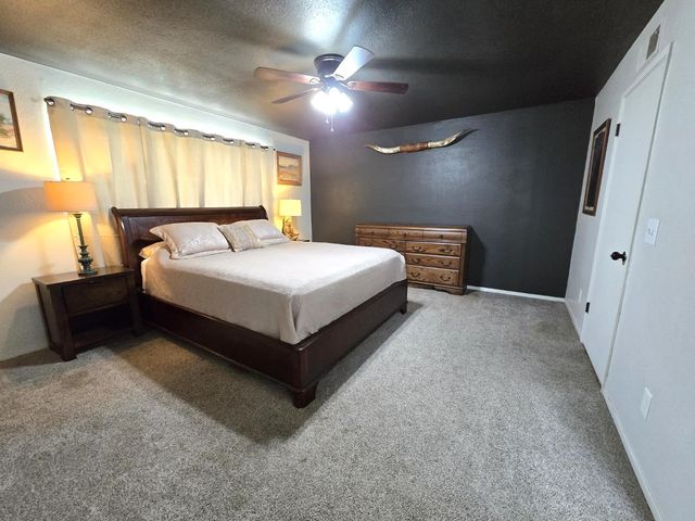 1584 Laverne Avenue, Clovis, CA 93611