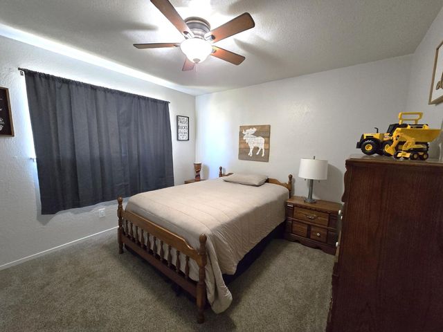 1584 Laverne Avenue, Clovis, CA 93611