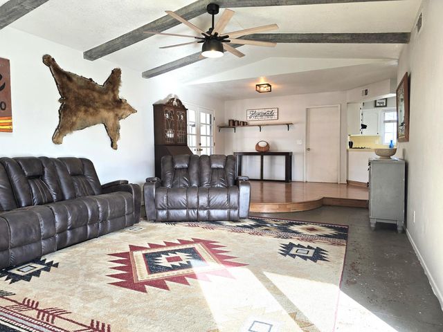 1584 Laverne Avenue, Clovis, CA 93611