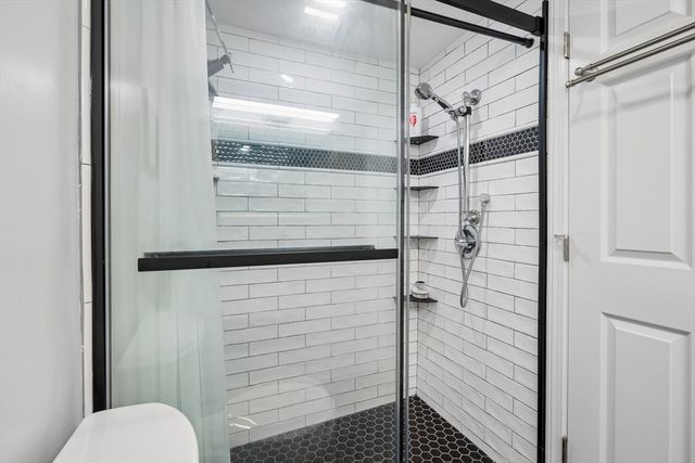 136 Weld St, Boston, MA 02132