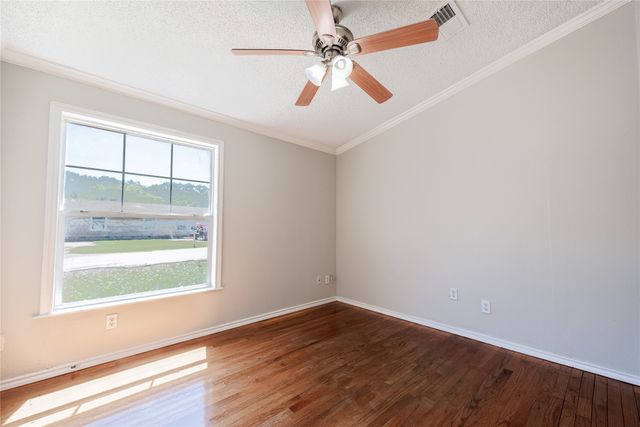 119 WINDY CREEK Court, Springtown, TX 76082