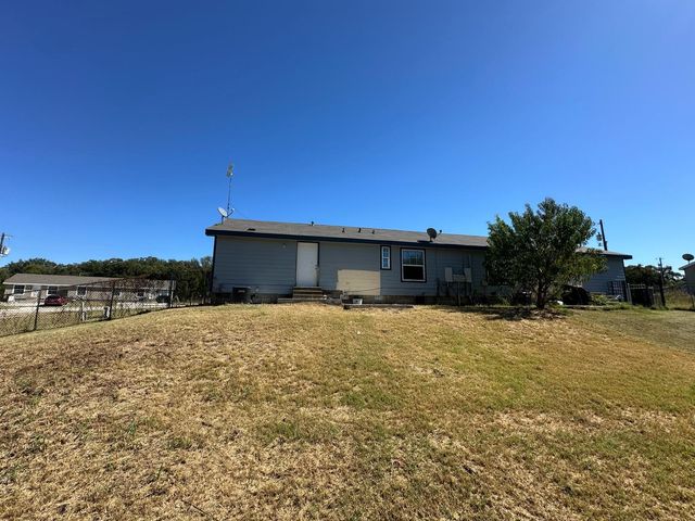 119 WINDY CREEK Court, Springtown, TX 76082