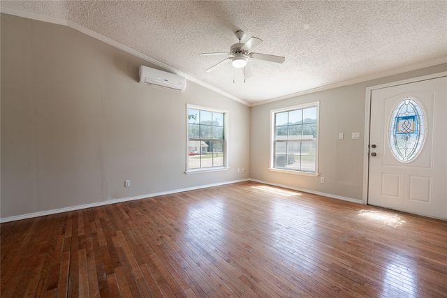 119 WINDY CREEK Court, Springtown, TX 76082