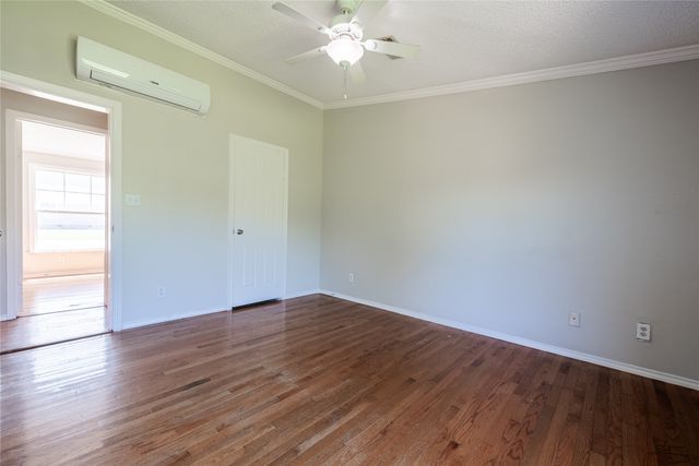 119 WINDY CREEK Court, Springtown, TX 76082