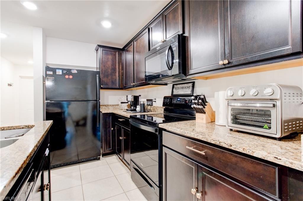 816 Lystra AVE, FORT MYERS, FL 33913 — photo 5