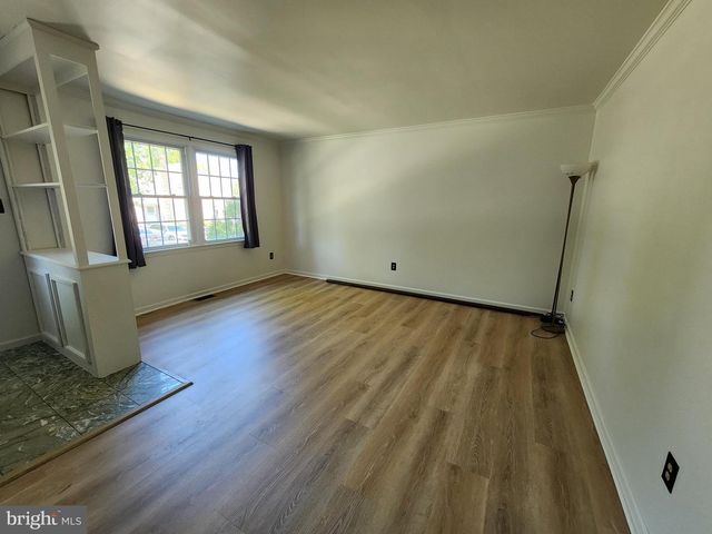 132 HOPEWELL LN, Telford, PA 18969