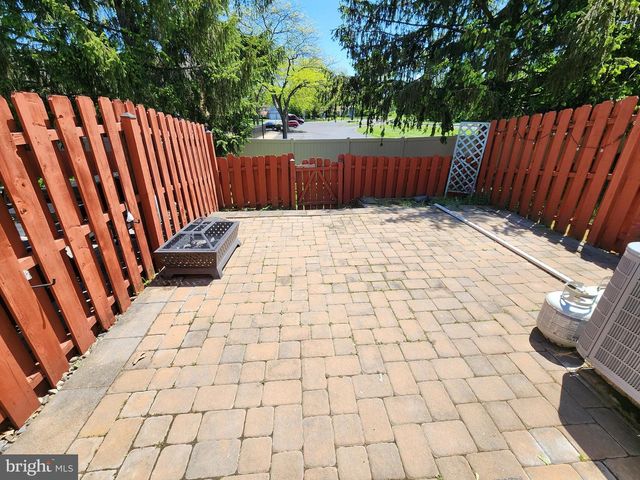 132 HOPEWELL LN, Telford, PA 18969