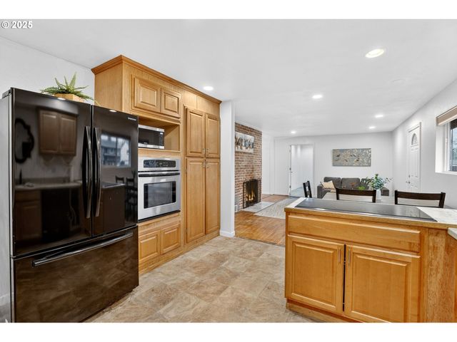 16731 Se BLANTON St, Milwaukie, OR 97267