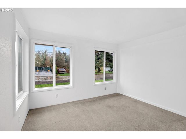 16731 Se BLANTON St, Milwaukie, OR 97267