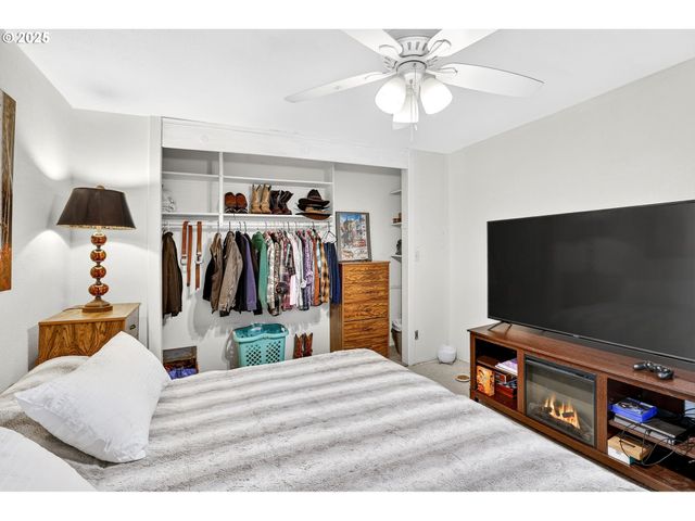 16731 Se BLANTON St, Milwaukie, OR 97267