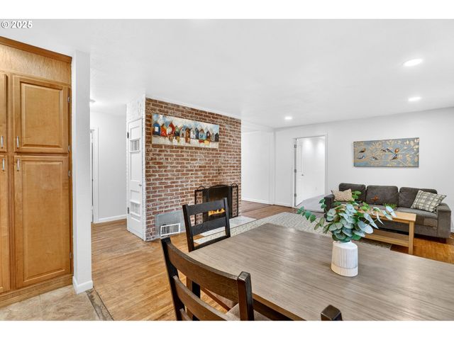 16731 Se BLANTON St, Milwaukie, OR 97267