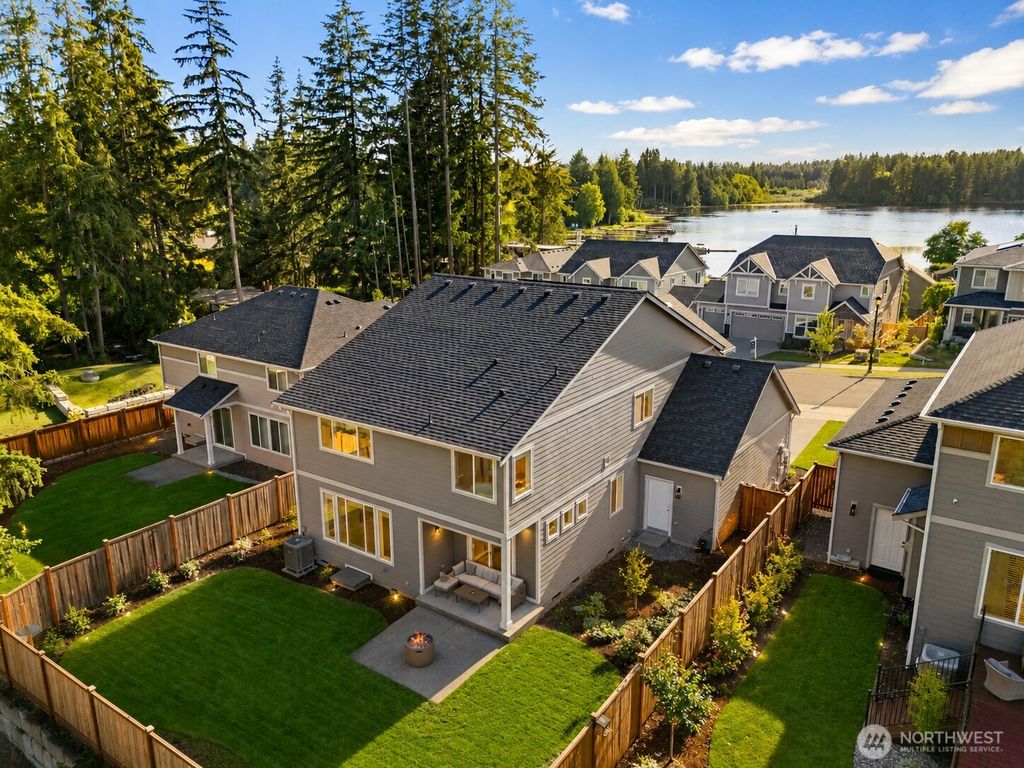 6729 Dusty Lane SE, Lacey, WA 98503