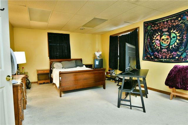 1883 E State St, Hermitage, PA 16148