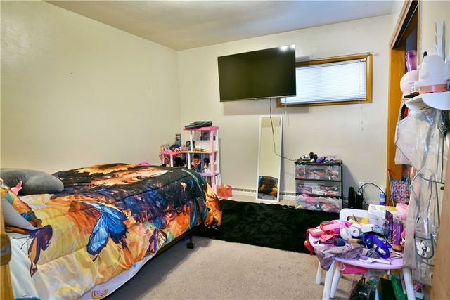 1883 E State St, Hermitage, PA 16148