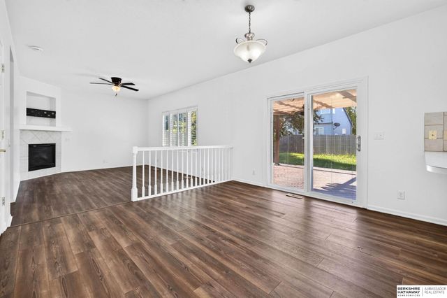 18765 N Street, Omaha, NE 68135