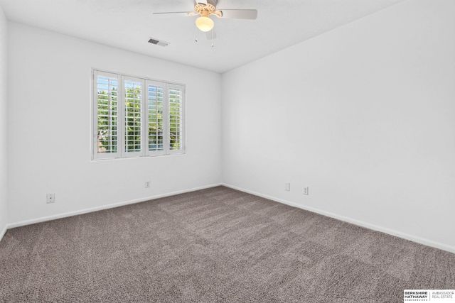18765 N Street, Omaha, NE 68135
