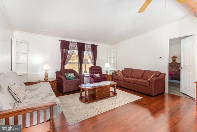 110 E BERLIN RD, York Springs, PA 17372