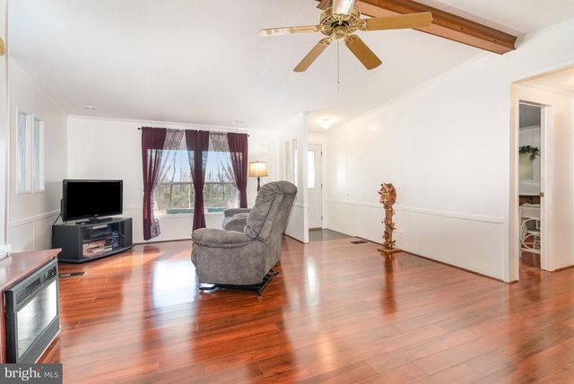 110 E BERLIN RD, York Springs, PA 17372